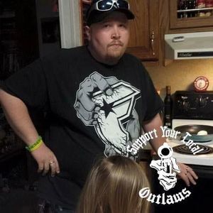 Meet your Posher, Dustin